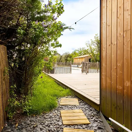 Bed & Breakfast Chambres D'Hotes Avec Piscine Et Bain Nordique Privatif Pour Le Studio