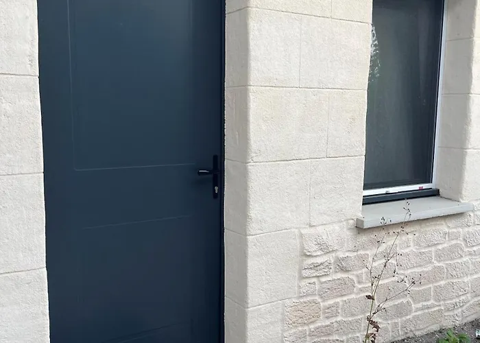 Alojamento de Acomodação e Pequeno-almoço Chambres d'hôtes avec jacuzzi privatif uniquement pour le studio Mérignac